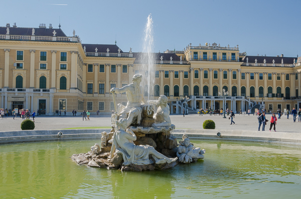 Schönbrunn Palace, front exterior