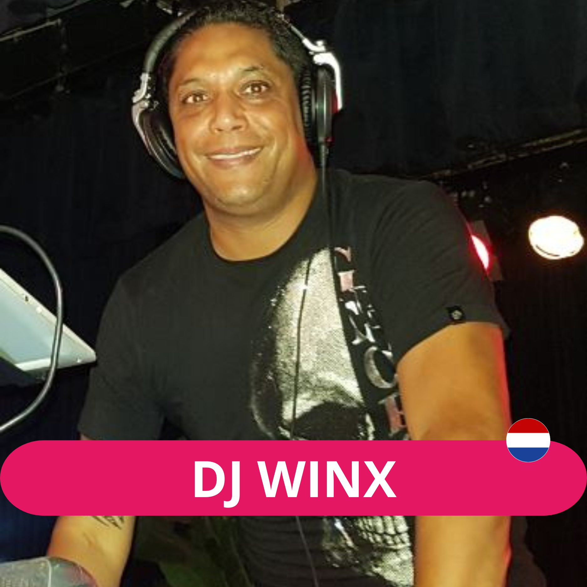 36 - Vierkantje DJ WinX.png
