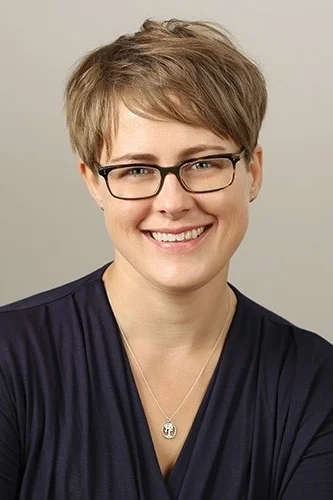 Stefanie Beniek's headshot.jpg