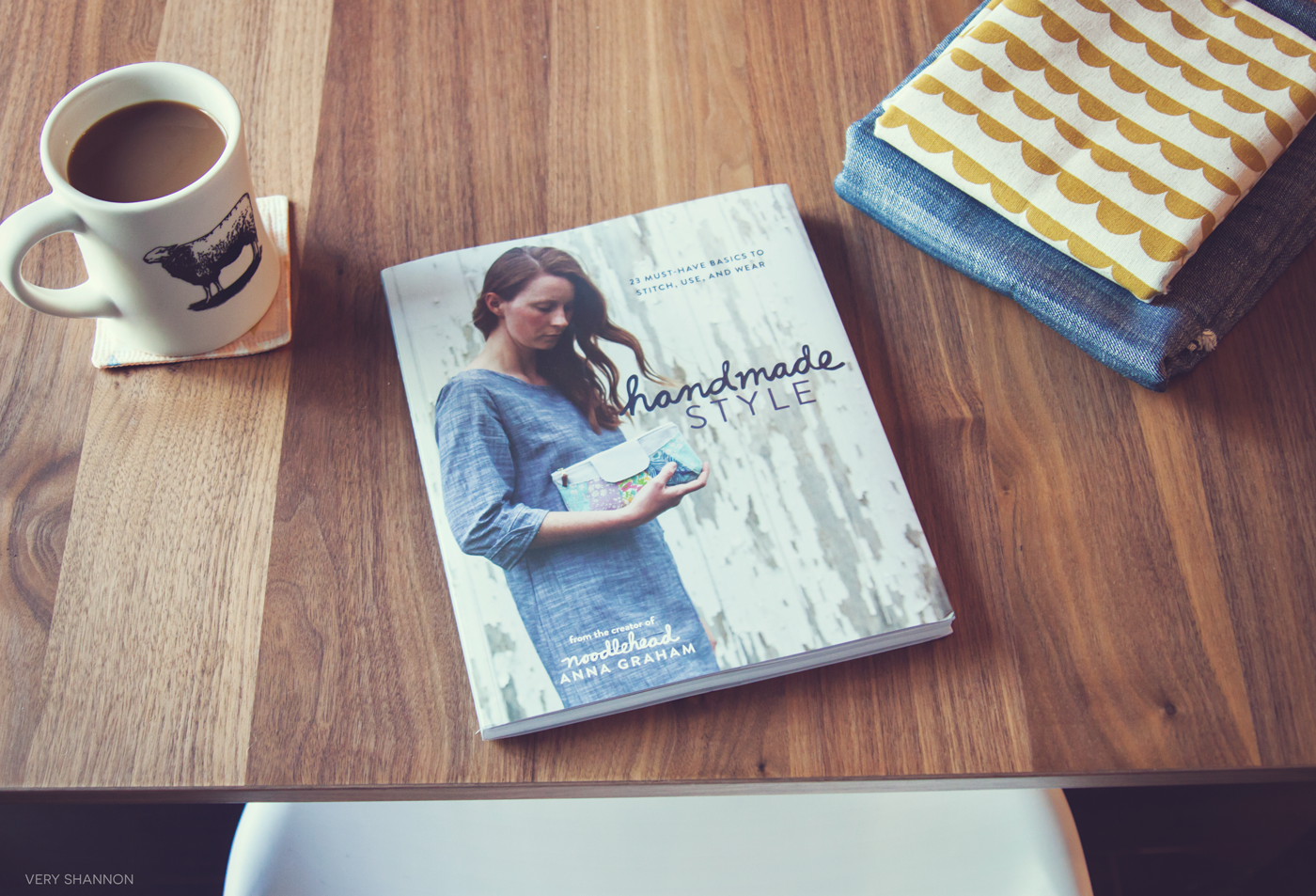 GIVEAWAY || HANDMADE STYLE BY ANNA GRAHAM OF NOODLEHEAD!