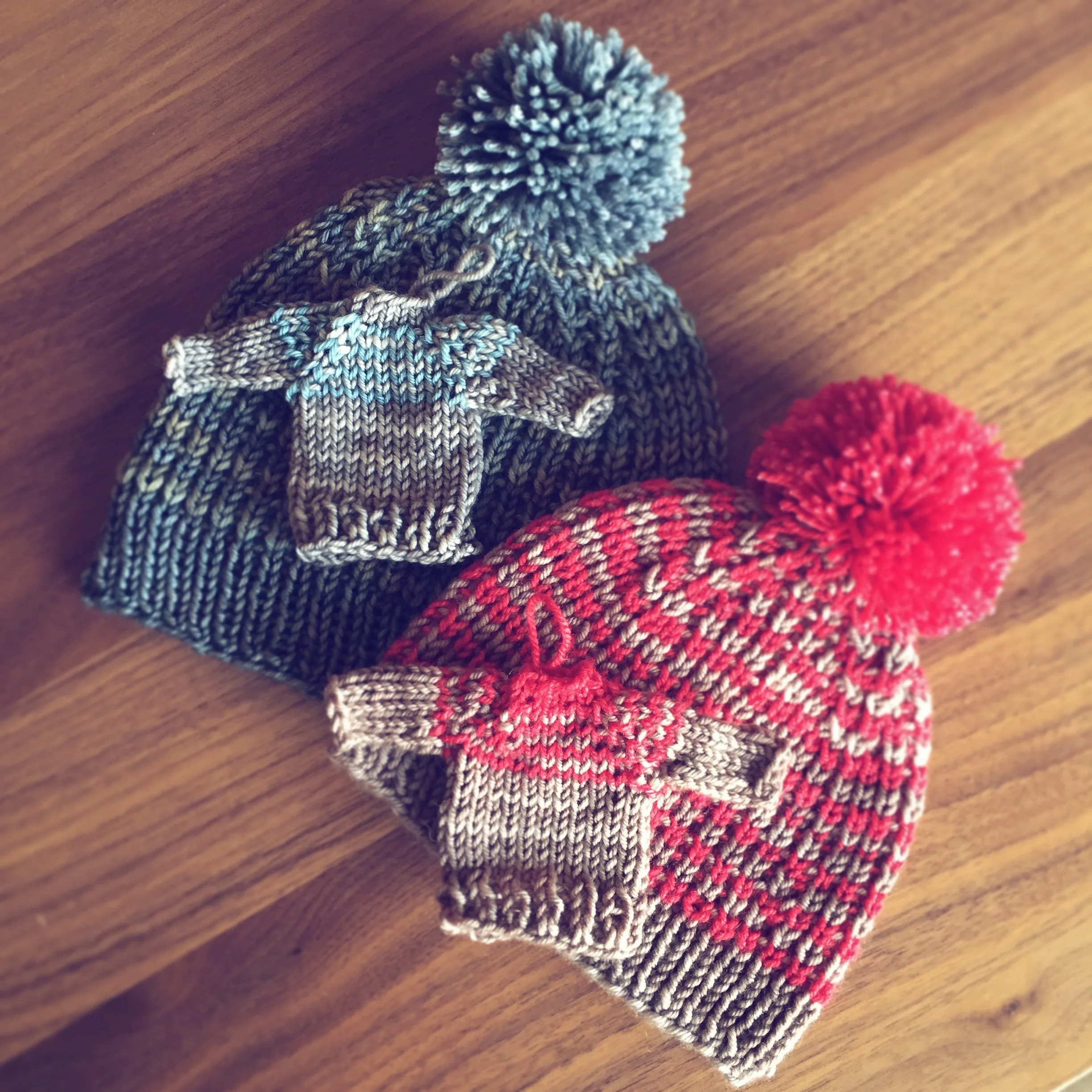 KNITTING || BUMBLE HATS & SWEATER ORNAMENTS