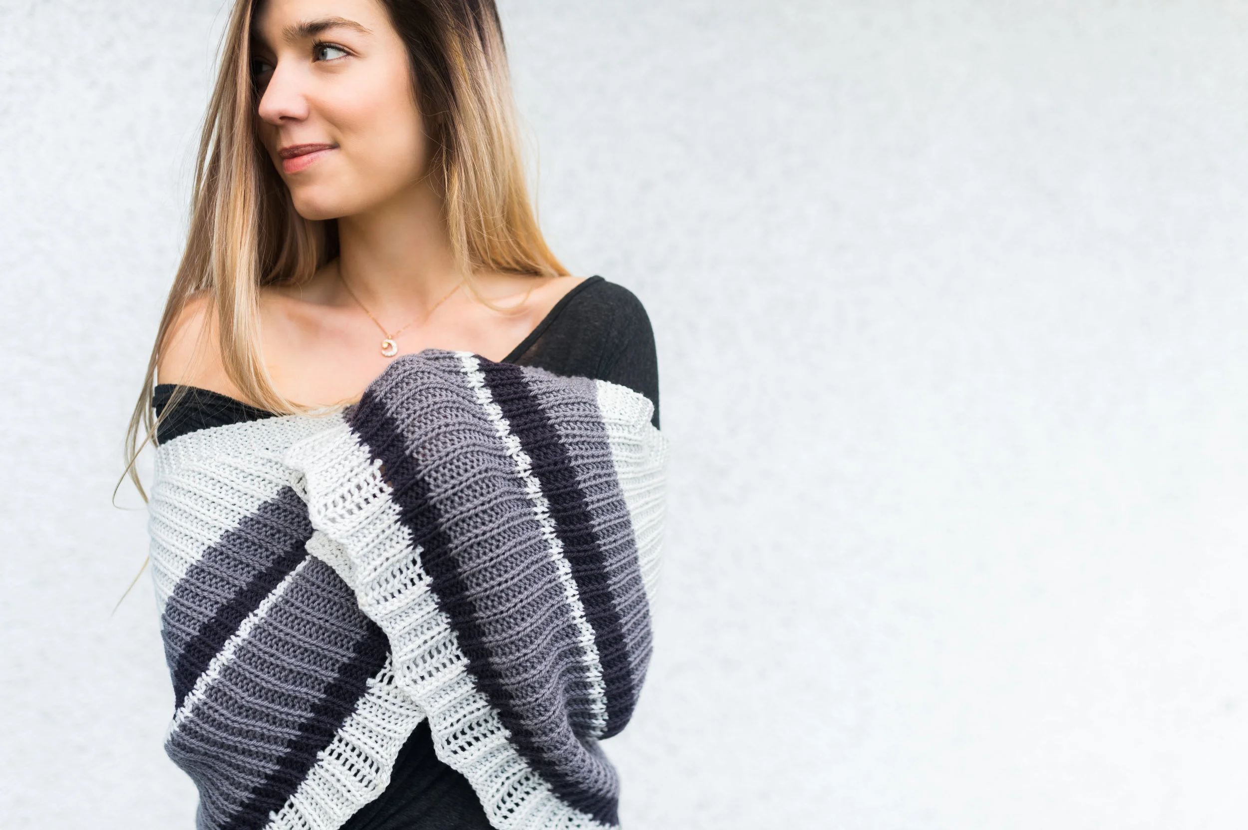 Atmen Shawl by Shannon Cook of VeryShannon.com #atmenshawl