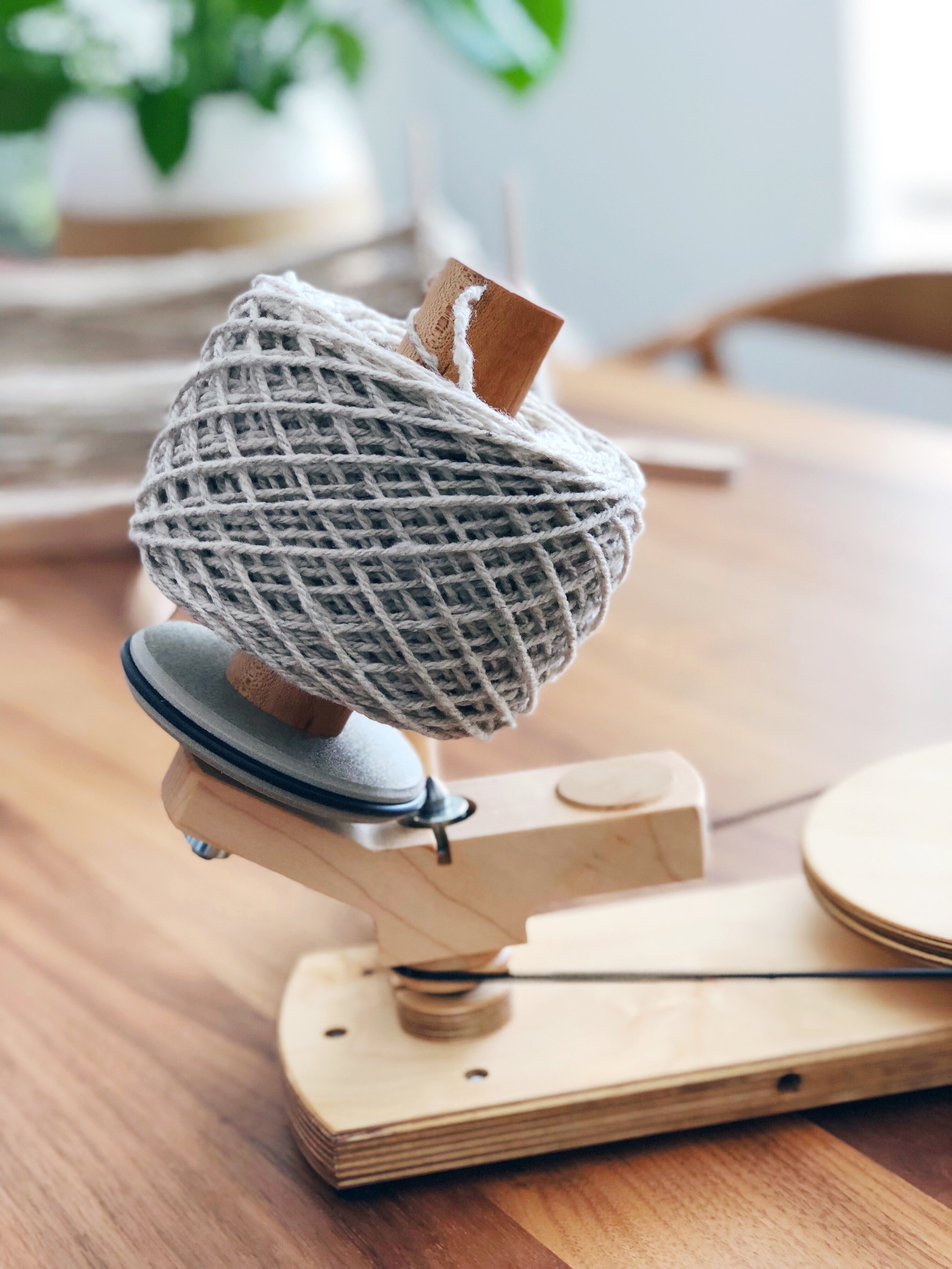 GIVEAWAY/REVIEW - FIBER ARTIST SUPPLY CO. JUMBO BALL WINDER!!! — VERY  SHANNON
