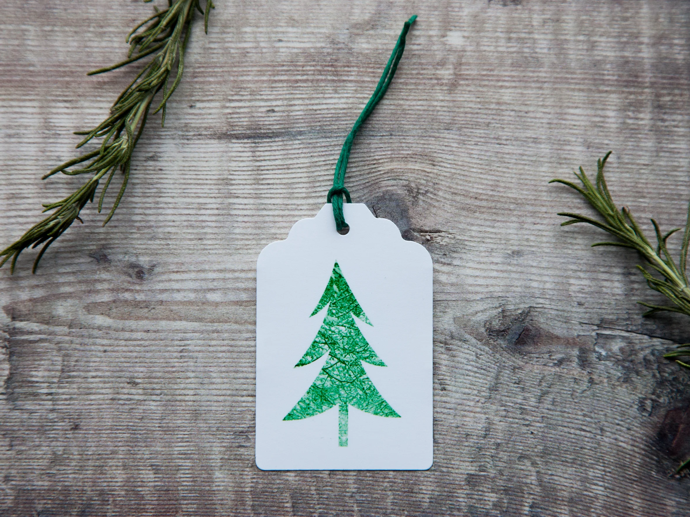 Green Christmas Tree Gift Tags-0107.jpg