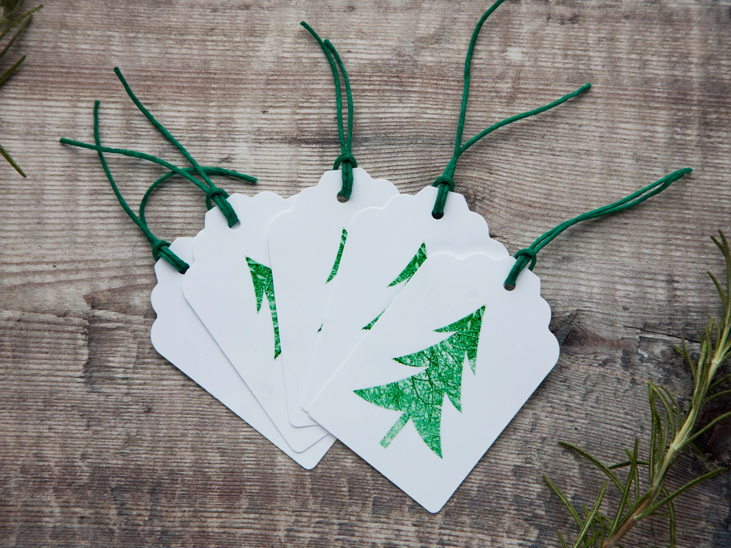 Green Christmas Tree Gift Tags-0109.jpg