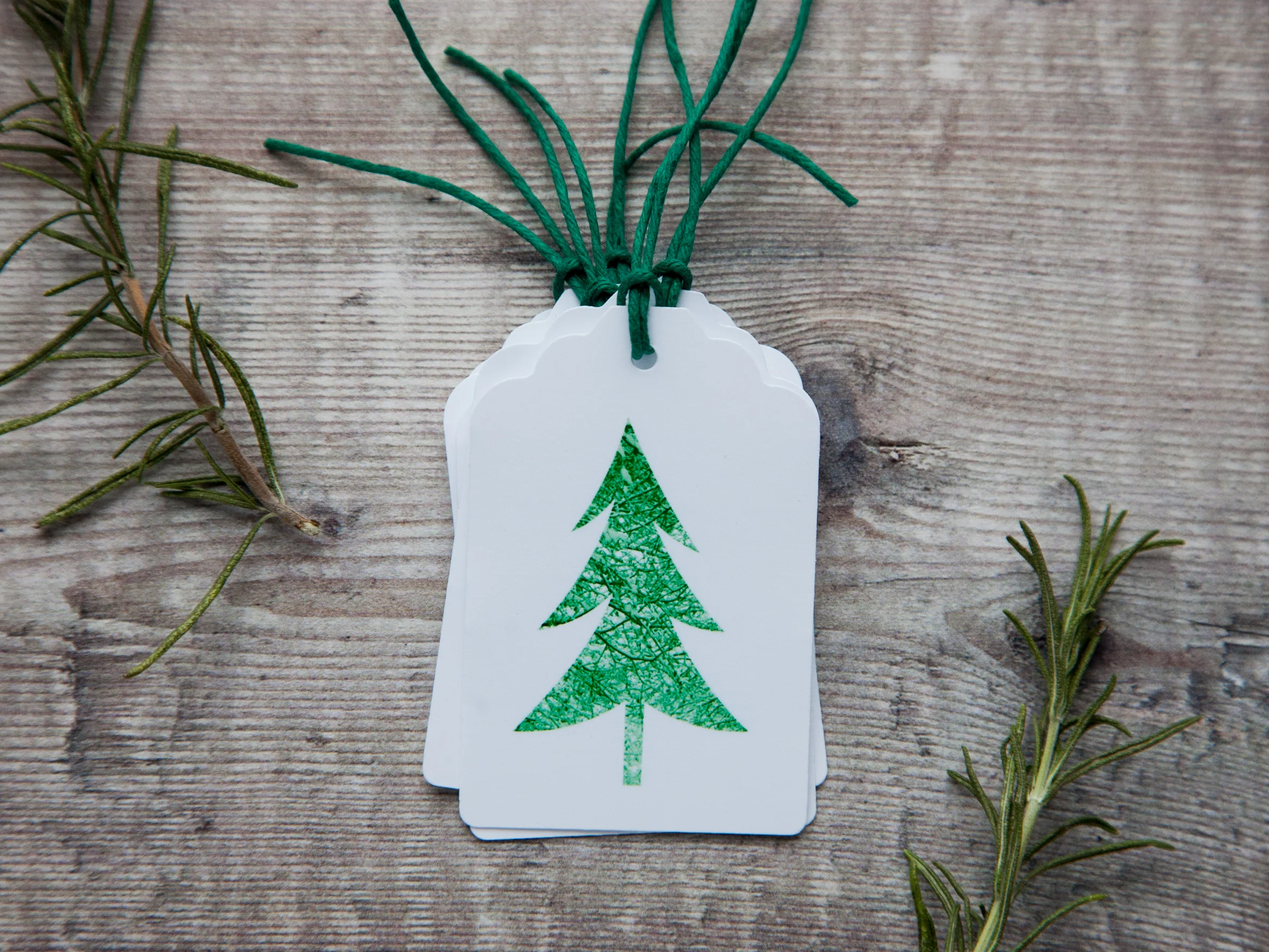 Green Christmas Tree Gift Tags-0112.jpg