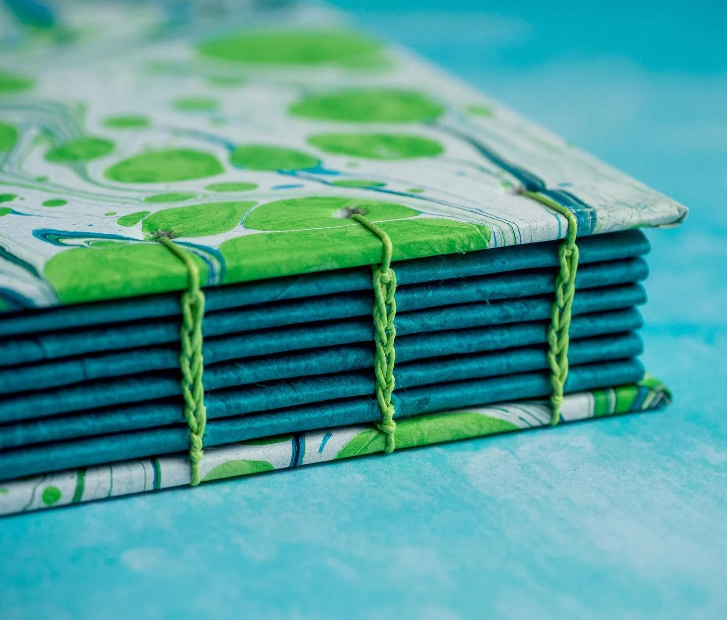 🎄Yay I&rsquo;ve finally finished work for Christmas and have a whole 6 days off 🥳 it&rsquo;s been very busy and stressful at work recently so I feel very relieved to have a little break and see my family🎄I&rsquo;m having some time away from the st