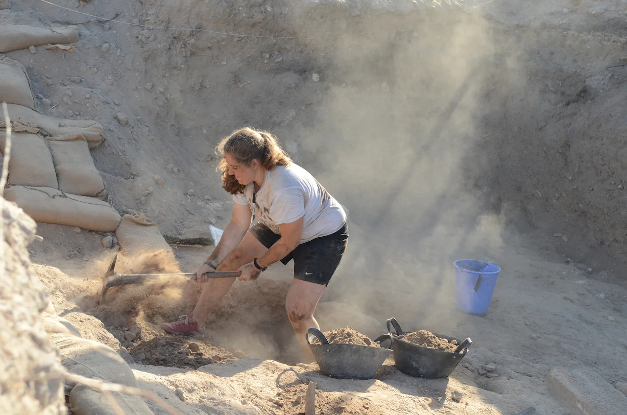 Emily making dirt