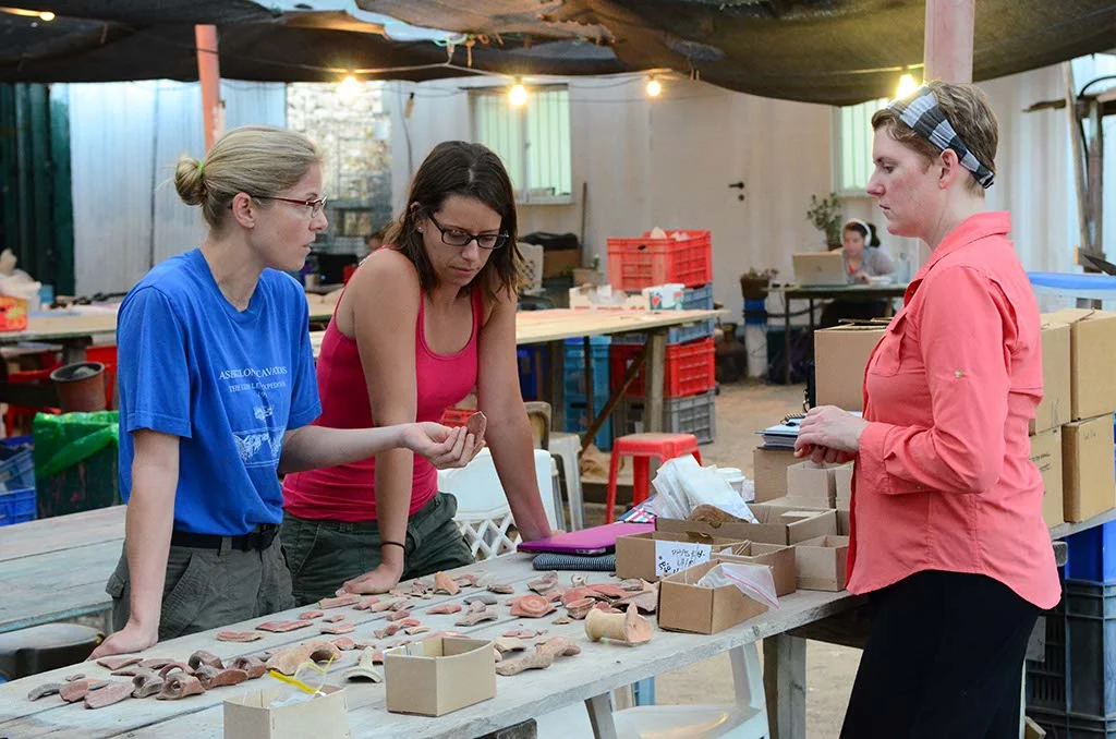 Examining Roman pottery