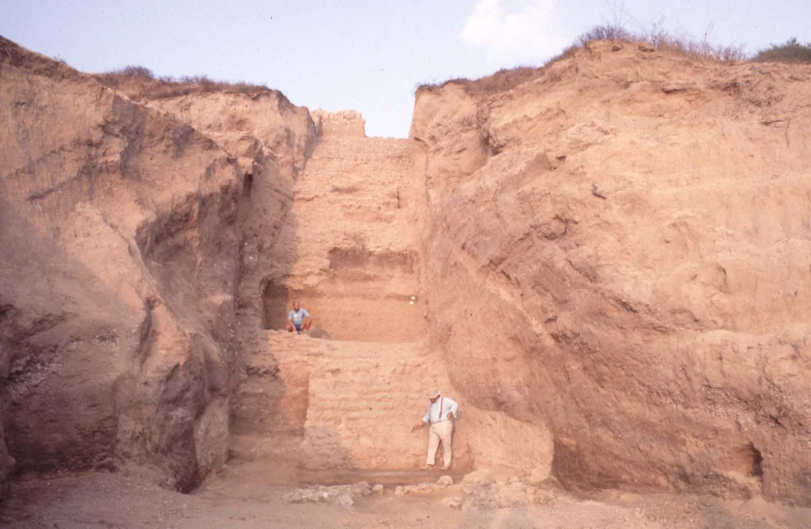 Mudbrick ramparts on the North Tell