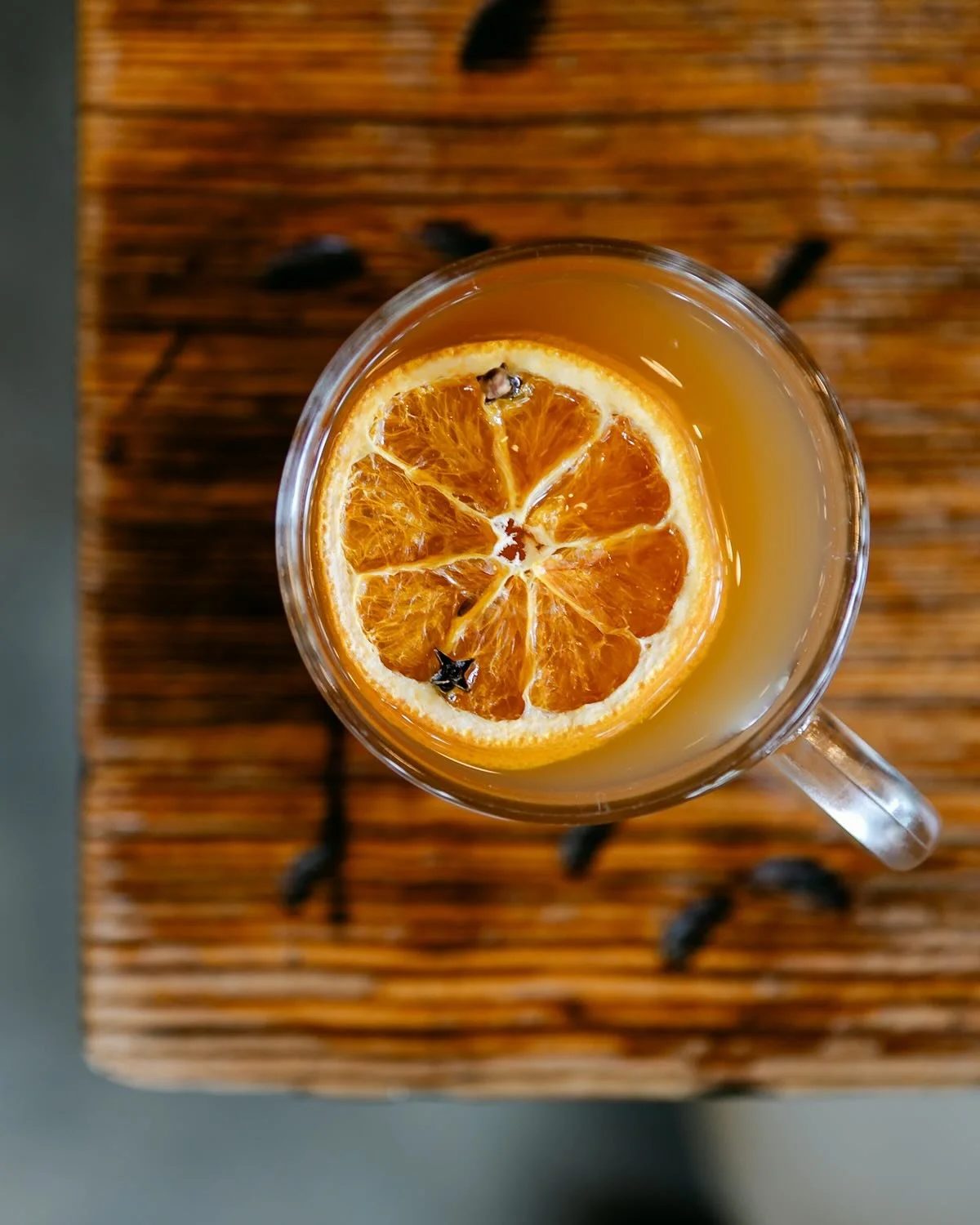 FALL IN A MUG 🍂
The sweaters are out, the rain is back, and our Hot Mulled Cider has returned! 

Made with local Clear Creek Pear Brandy, Laird&rsquo;s Applejack, Perricone Farms Apple Cider, and warming spices. Every ingredient plus the mug itself 