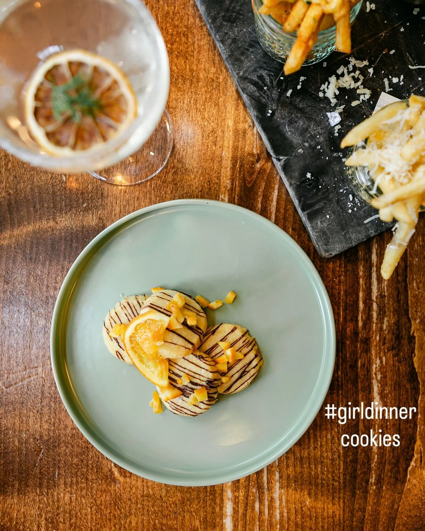 A sweet finale for GIRL DINNER. 🍊🍫
Buttery&nbsp;ORANGE SHORTBREAD COOKIES&nbsp;drizzled with dark chocolate &amp; sprinkled with bits of orange peel. Baked by our talented cook &amp; pastry master&nbsp;Gaby. 

A little bright, a little indulgent, a