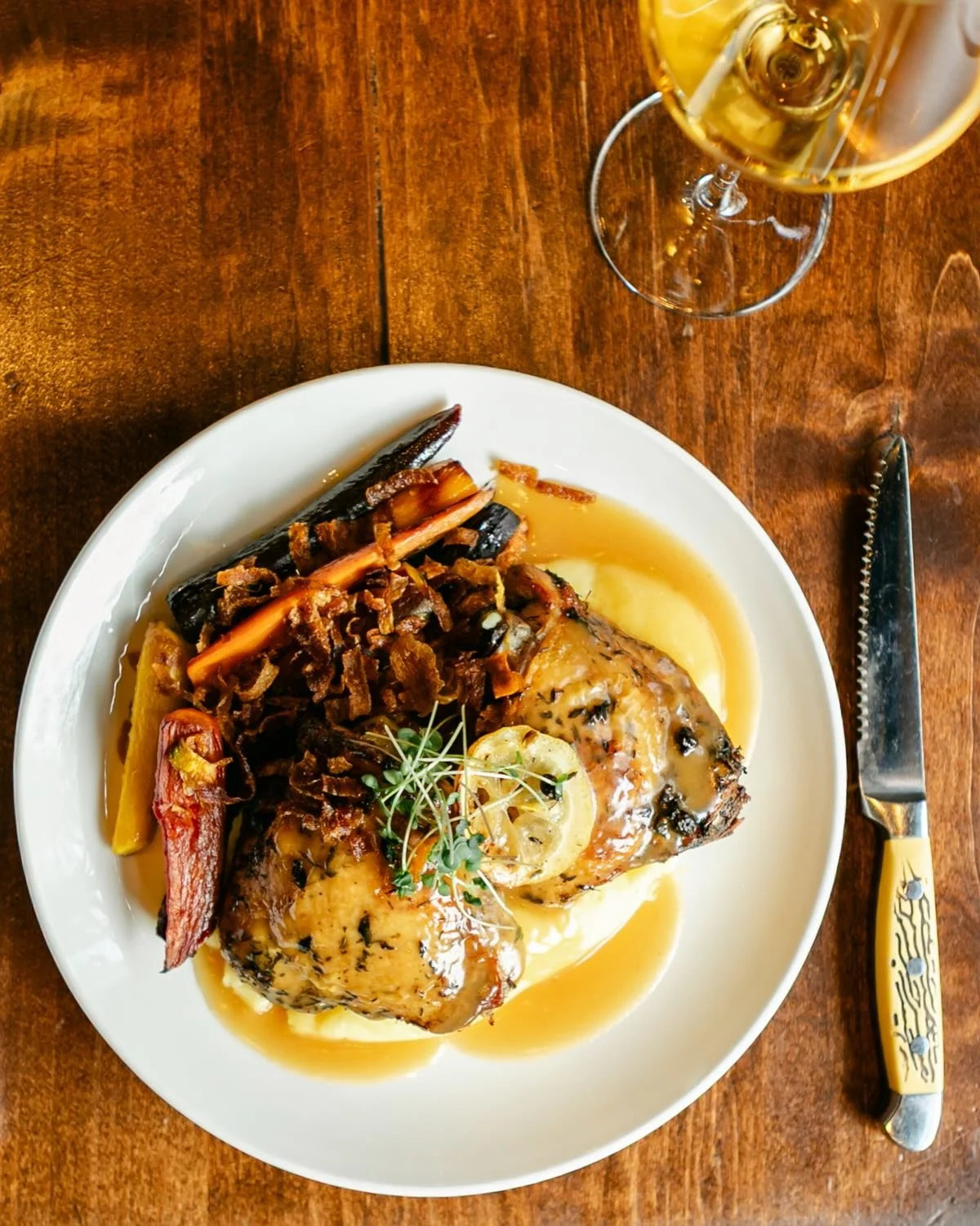 It&rsquo;s debatable whether today is January 31st or January 331st, but either way, comfort food feels like the right way to say goodbye to January.
We&rsquo;re leaning into warm plates, familiar favorites, and dishes that make the rain and early ni