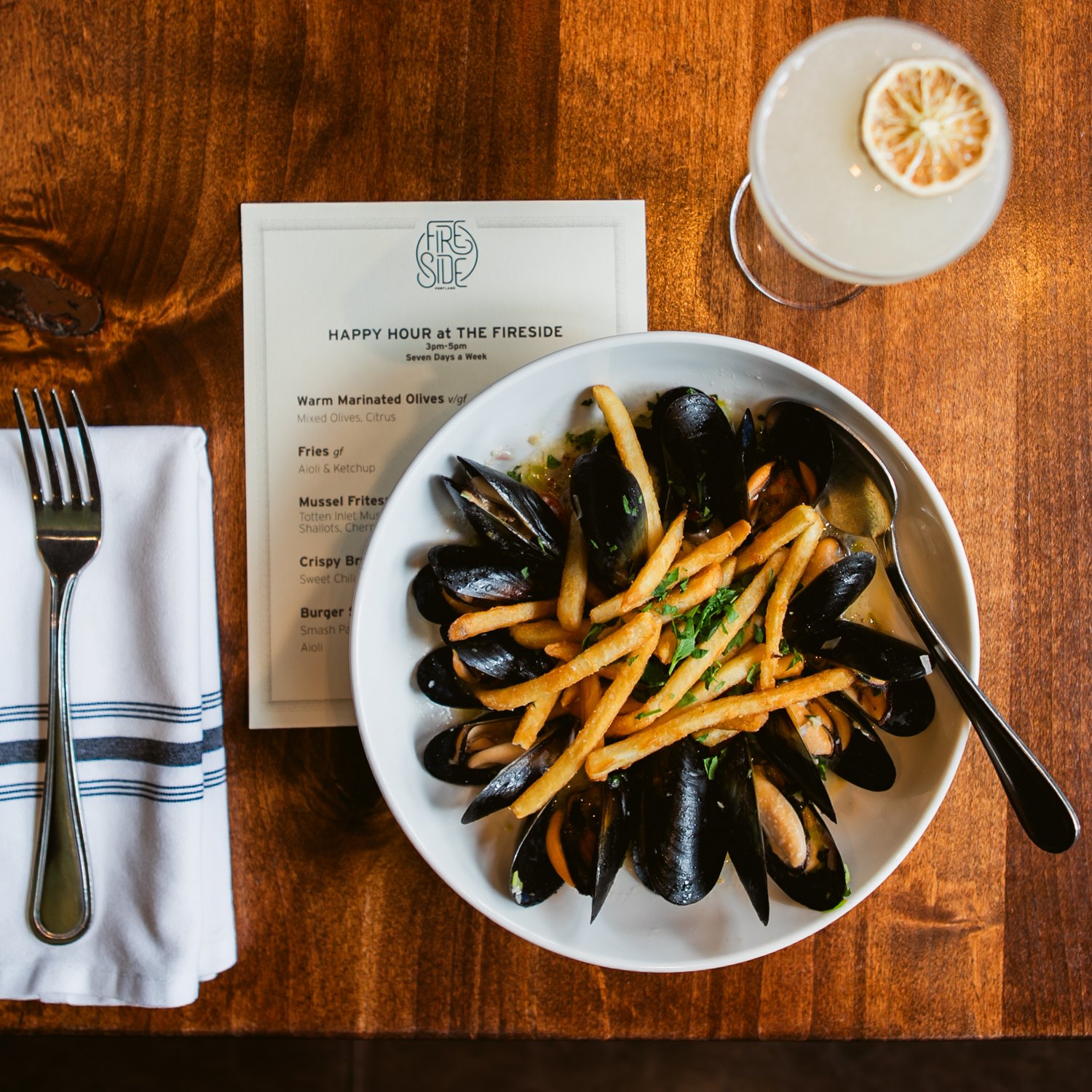 Fireside-Portland-Oregon-260224-Mussels-Frites-1x1-3.jpg