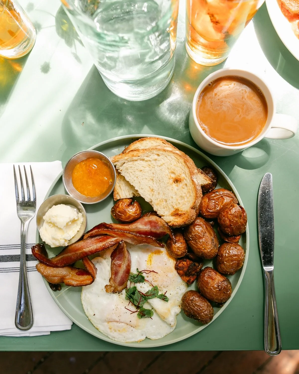 Rain in the forecast? Sounds like the perfect excuse for a cozy weekend brunch.
Settle in with our Fireside Breakfast, a hot cup of Spella Caff&egrave; coffee, and perhaps a Timely Fashioned or Bloody Mary to start the day right.

Brunch Served
Sat/S