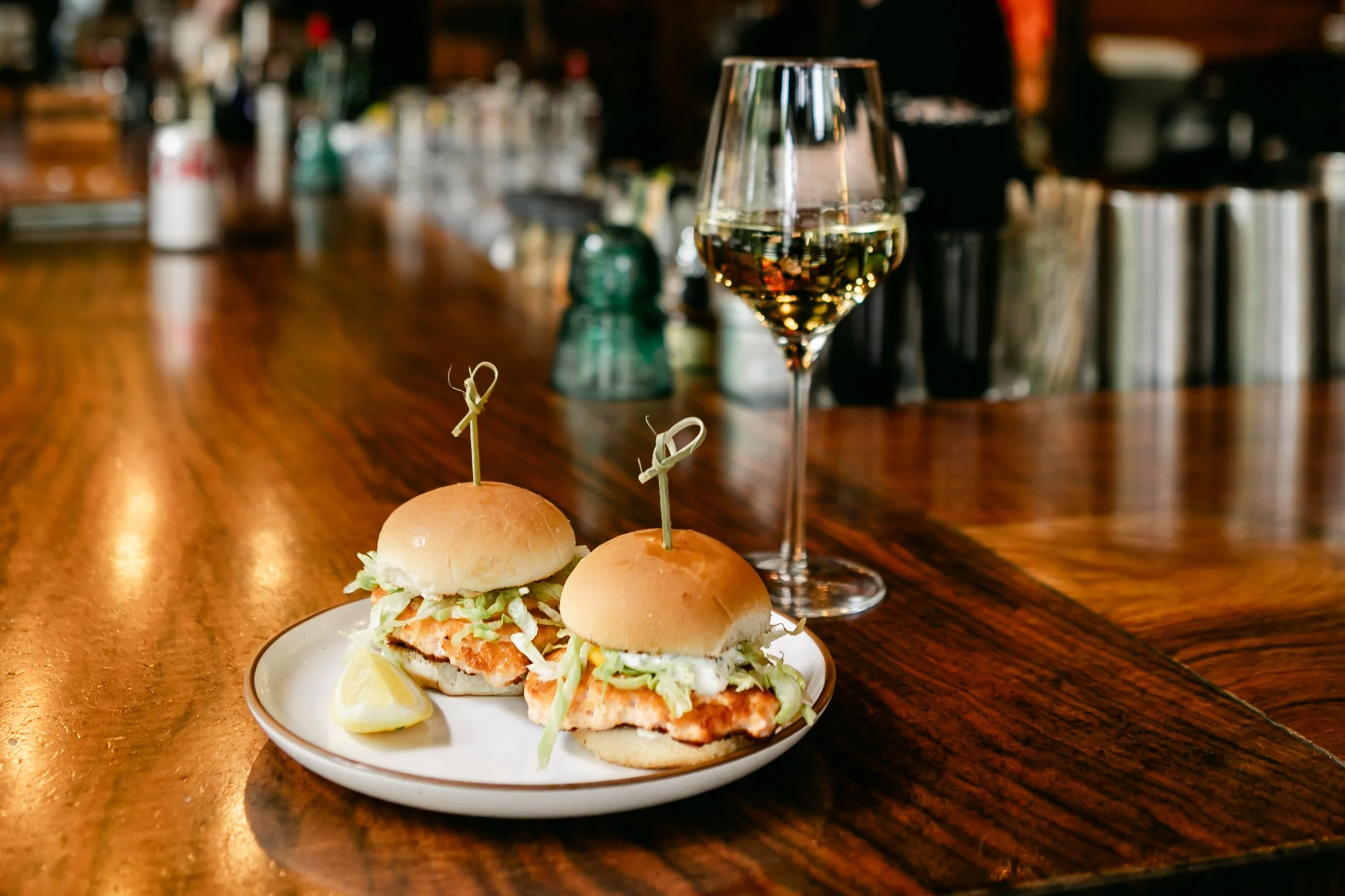 Fireside-Restaurant-PortlandOregon-260430-SalmonSliders-6x4.jpg