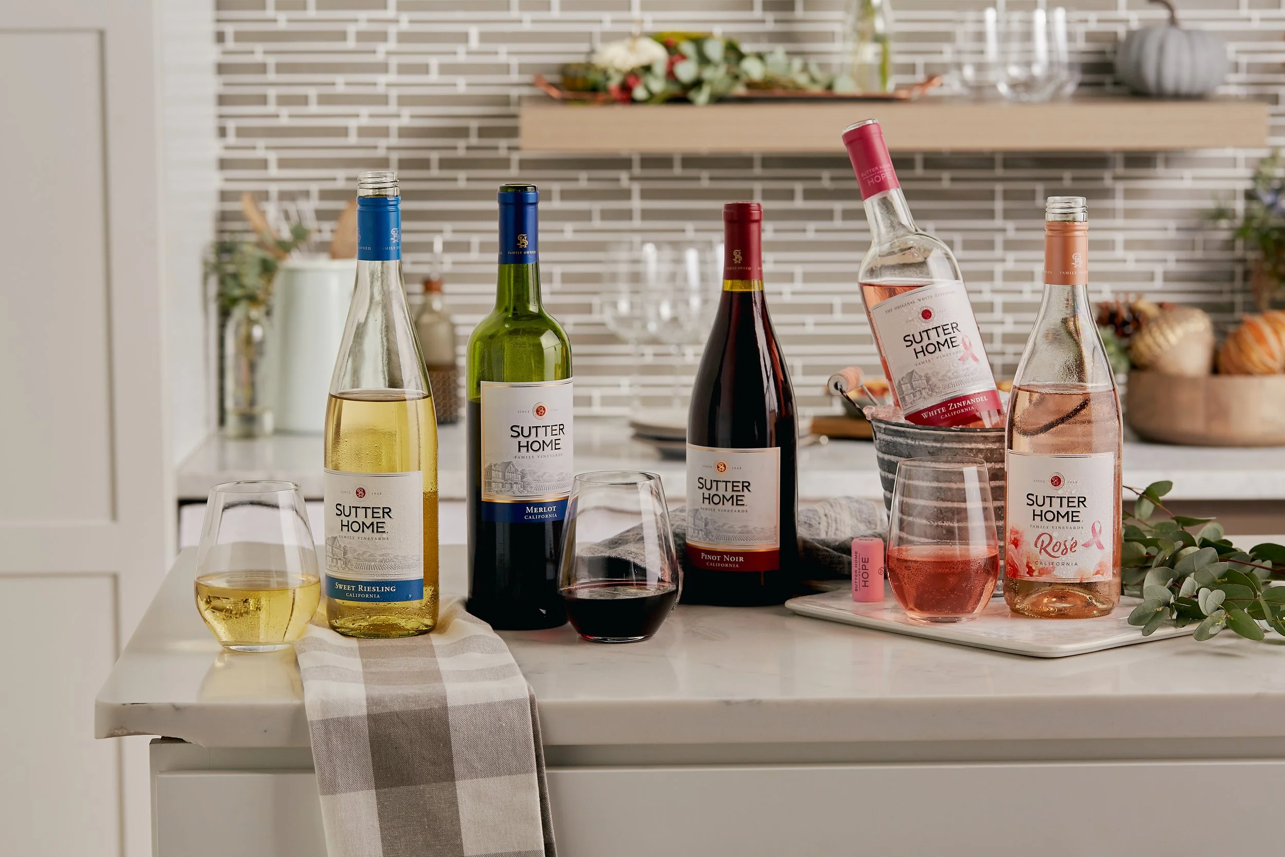 SHW WOM Fall0536 SWEET RIESLING:ROSE FOCUS.jpg