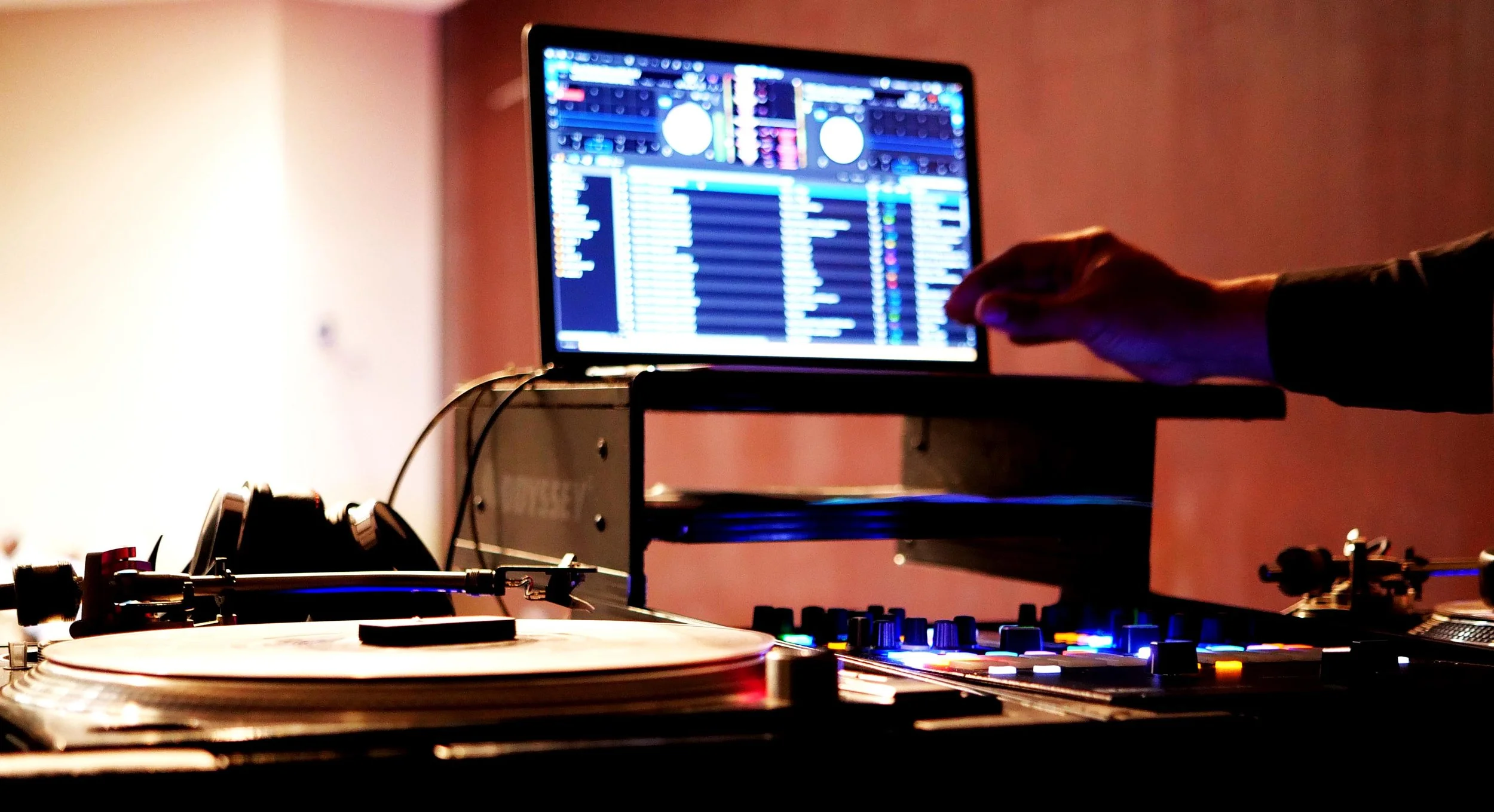 Bomb Entertainment20231230_0004.JPG