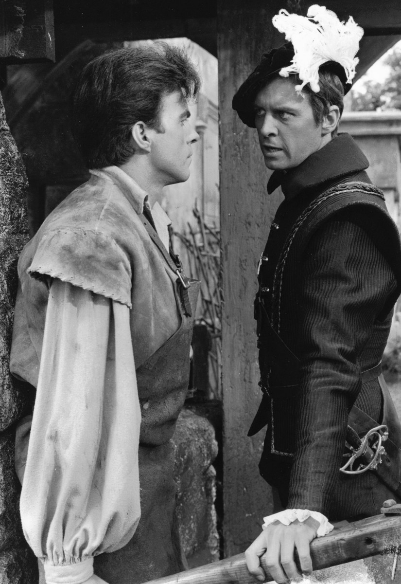 10_John with Barry Warren in 'Devilship Pirates'.jpg