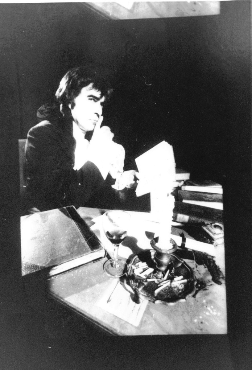 46_John Cairney as Robert Burns, Theatre Royal, Newcastle 1965(3).jpg