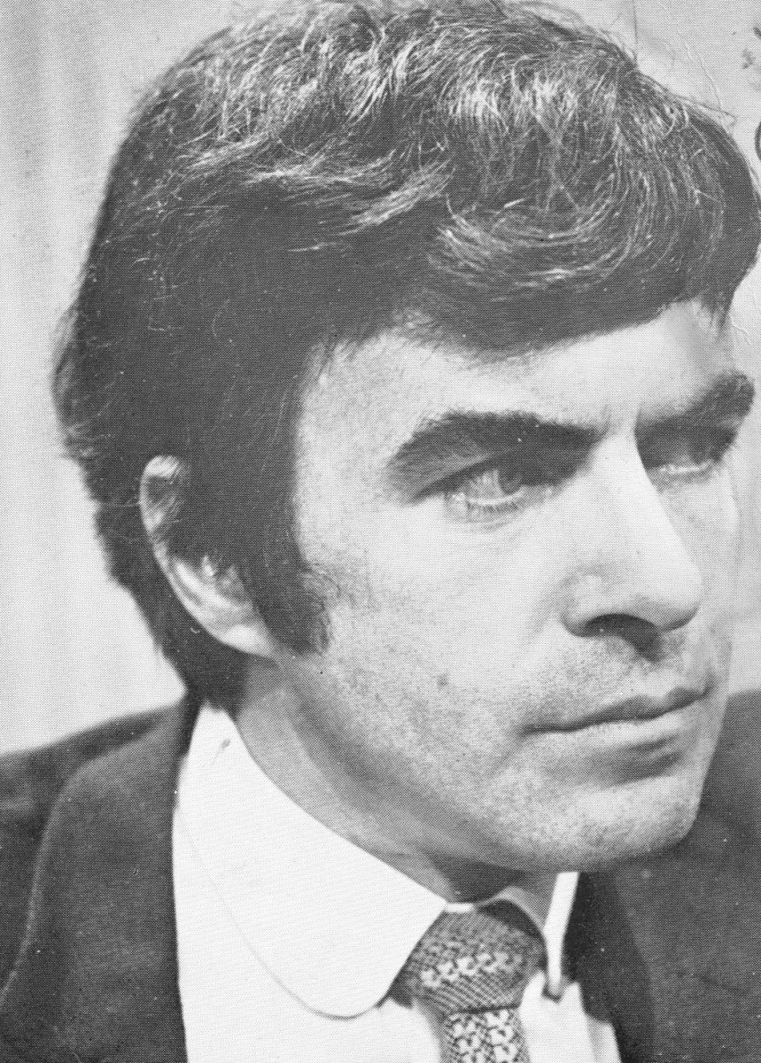 31_John Cairney as John Mackie in 'Scotch on the Rocks' STV Glasgow 1973.jpg