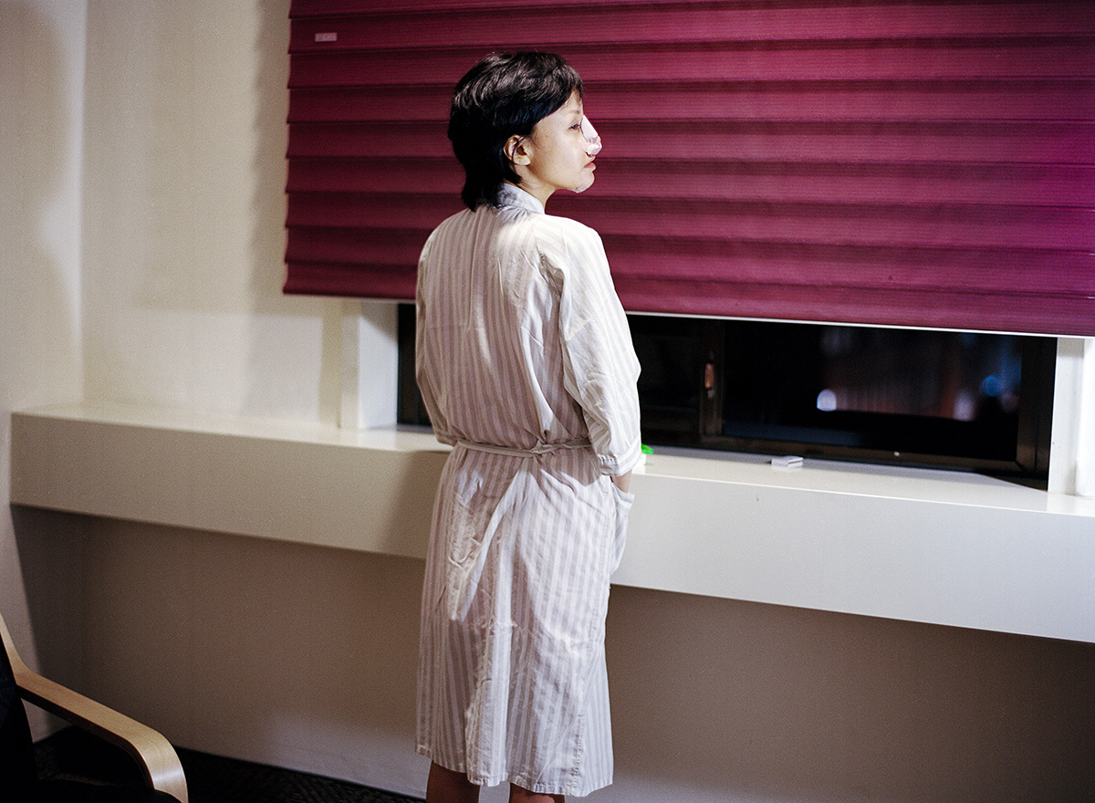 Beauty Recovery Room 013_34 years old_Seoul South Korea_2012.jpg