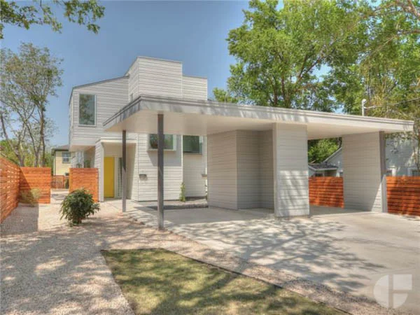 704 W Monroe A