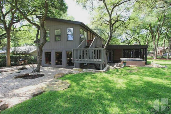 9300 Spring Hollow