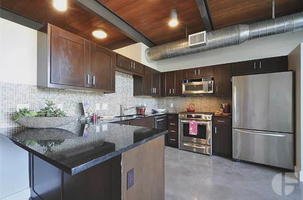 2205 N Lamar : Caswell Lofts #115