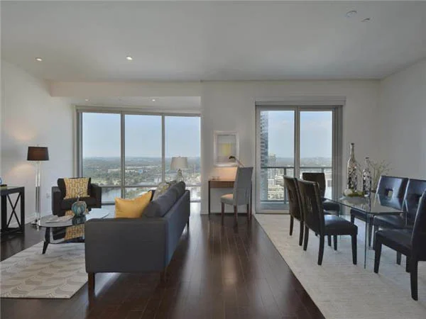200 Congress Ave 23A : Austonian 