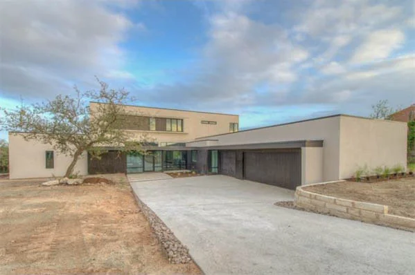 3805 Peak Lookout Drive