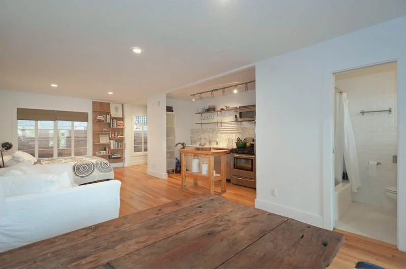1212 Castle Hill #3