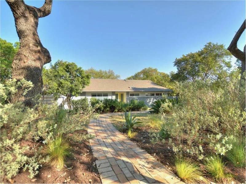 4707 Crestway