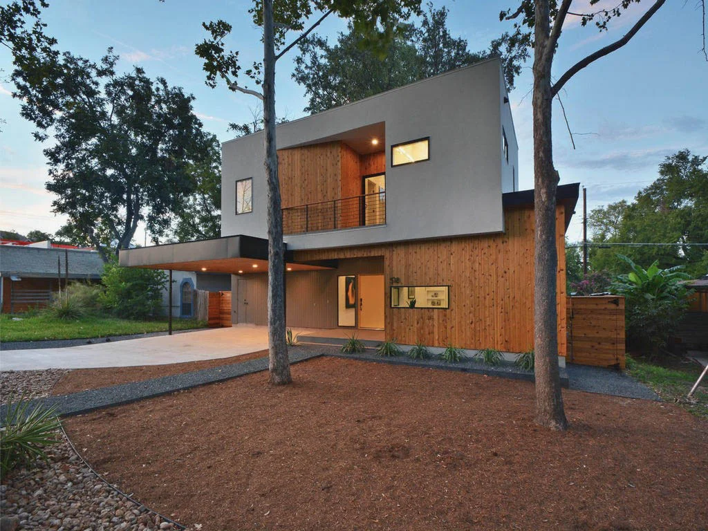 518 Sacramento : Matt Fajkus