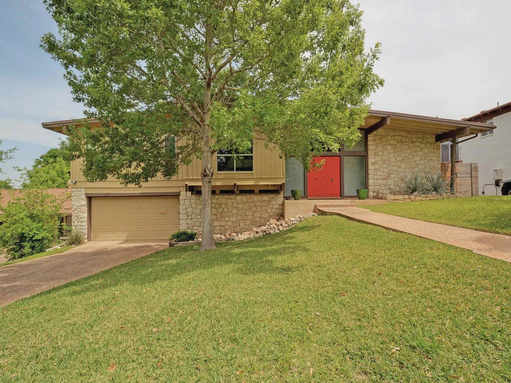 2404 Briargrove