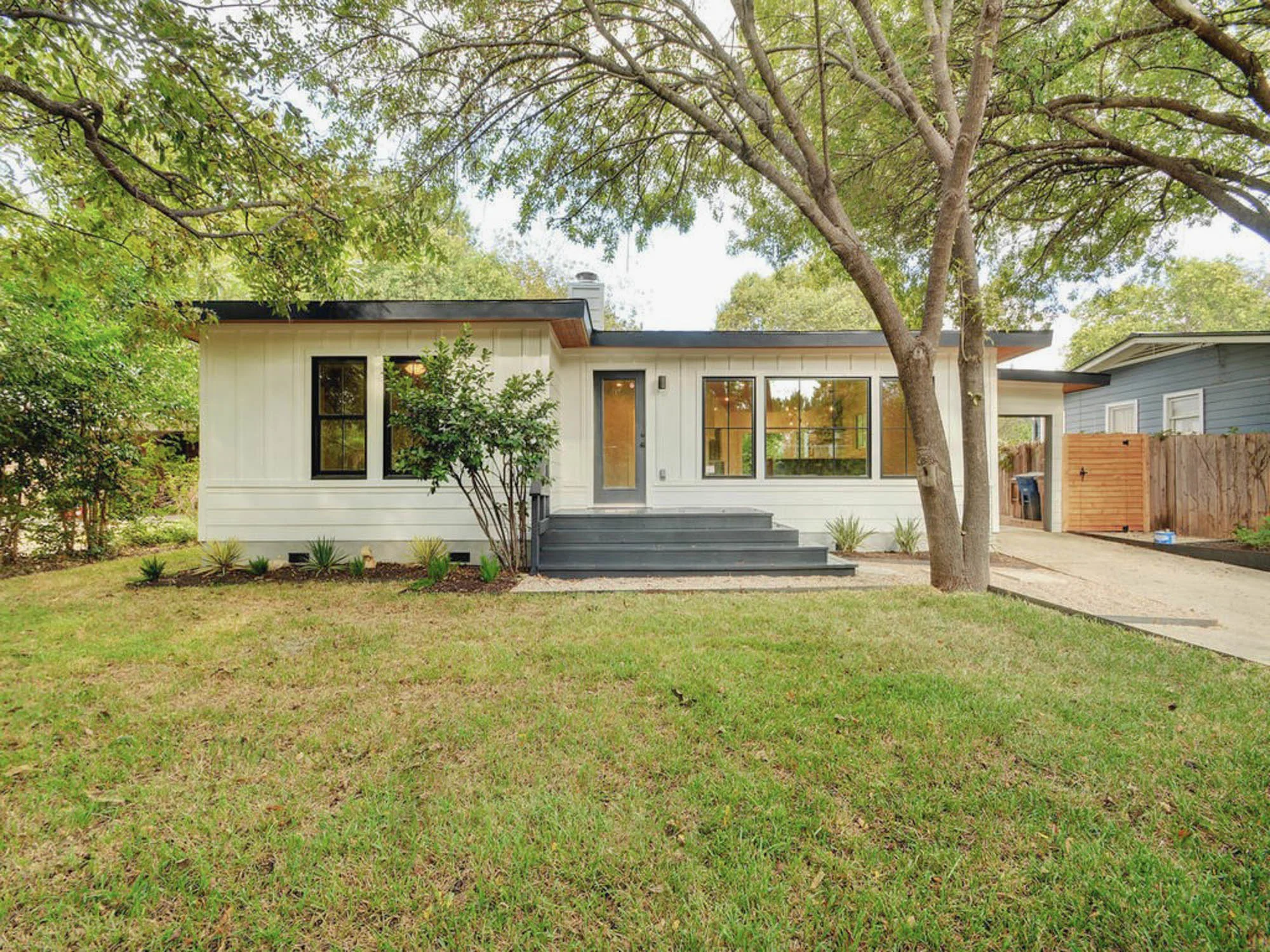 4506 Bull Creek