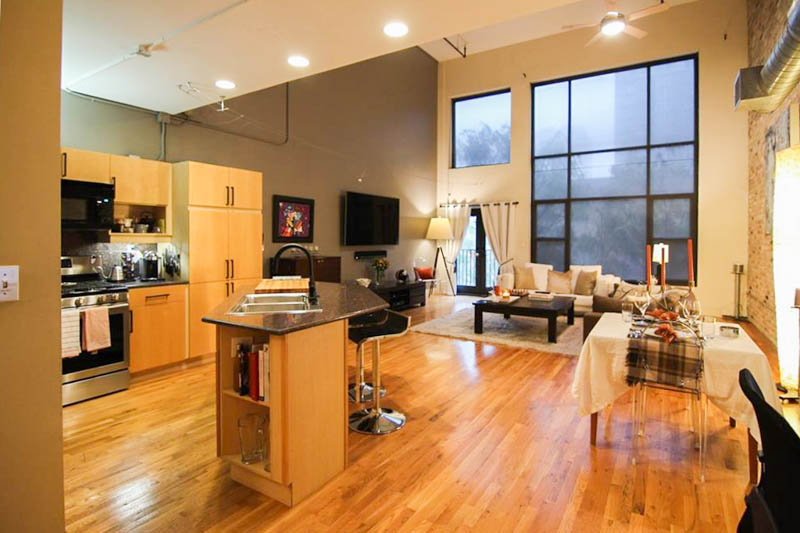 Brazos Lofts 212 — Designer >>> Austin, TX