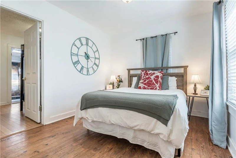 2702 Willow #B-3.jpg