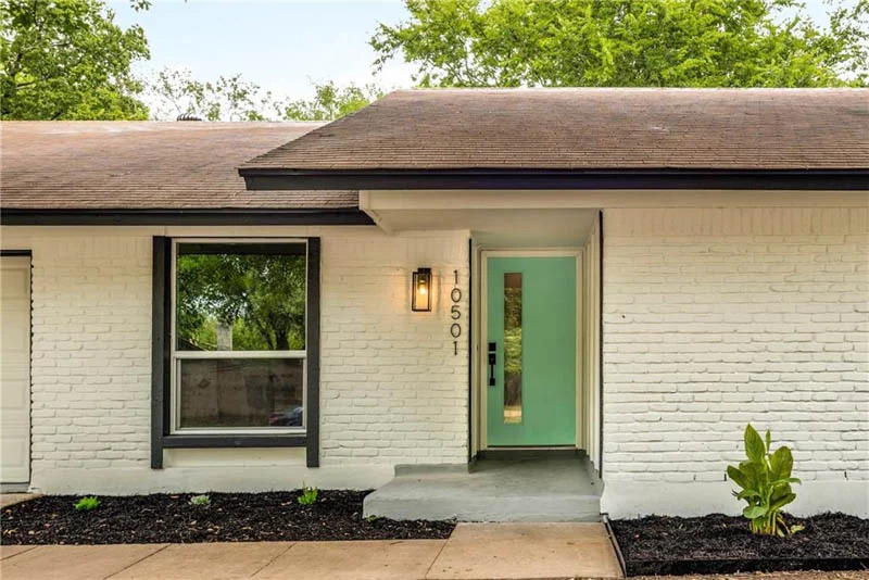 10501 Parkfield