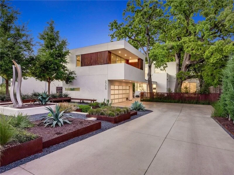 2706 Townes