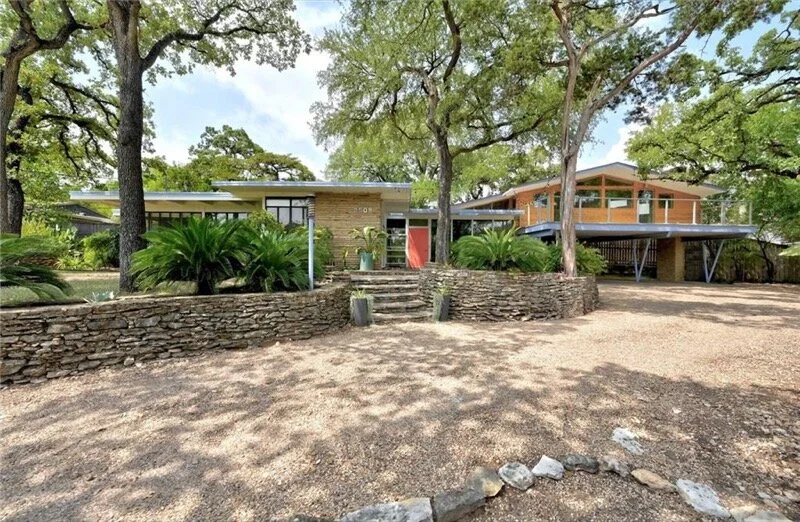 2508 Inwood