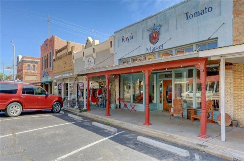 212 Main St