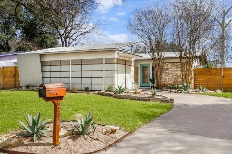 6709 Bryn Mawr