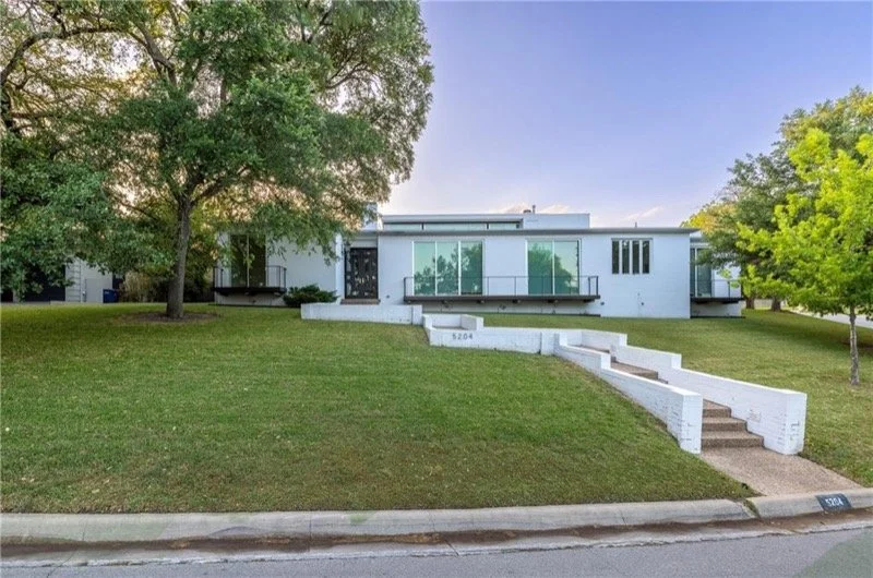 5204 Ridge Oak