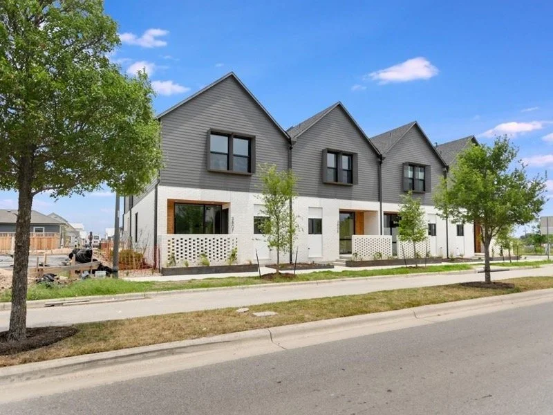 3807 Tilley