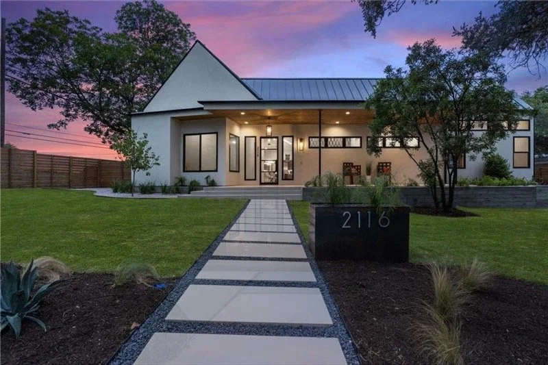 2116 Kenwood