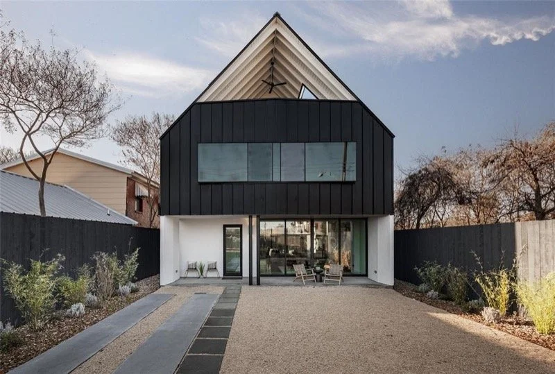 2309 E 5th