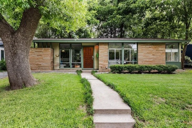 1514 Broadmoor
