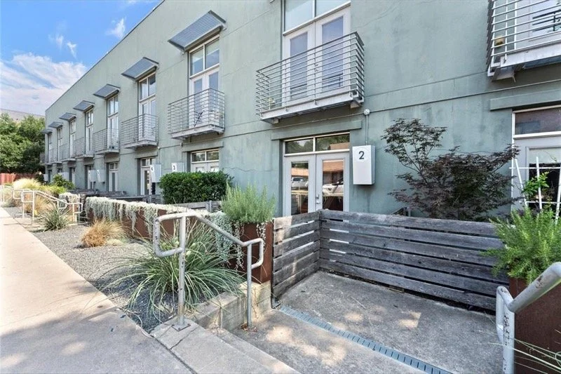 1305 E 6th #2