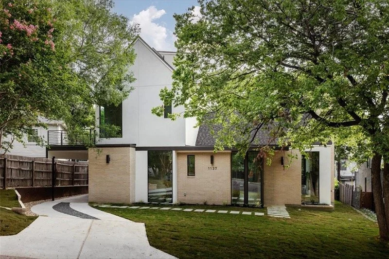 1137 Gillespie : Studio Celeste